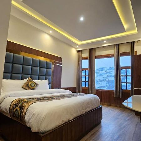 Mountain Zest- Simla Royale Near Mall Road Free Pickup From Railway Station Simla 外观 照片