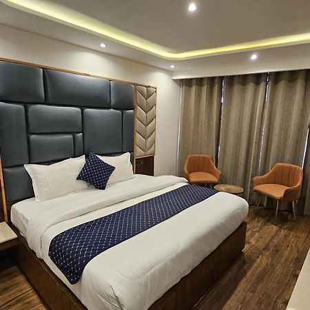 Mountain Zest- Simla Royale Near Mall Road Free Pickup From Railway Station Simla 外观 照片