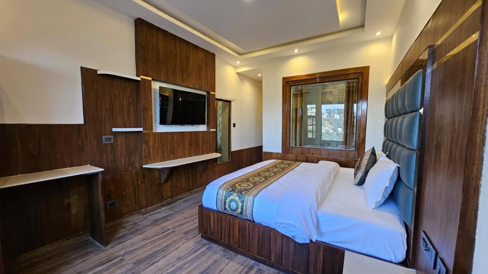 Mountain Zest- Simla Royale Near Mall Road Free Pickup From Railway Station Simla 外观 照片