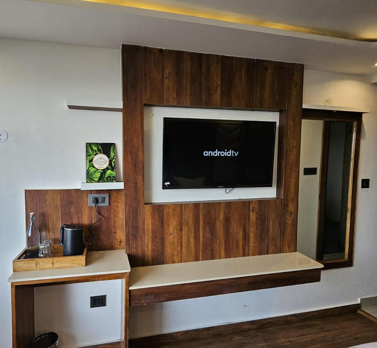 Mountain Zest- Simla Royale Near Mall Road Free Pickup From Railway Station Simla 外观 照片