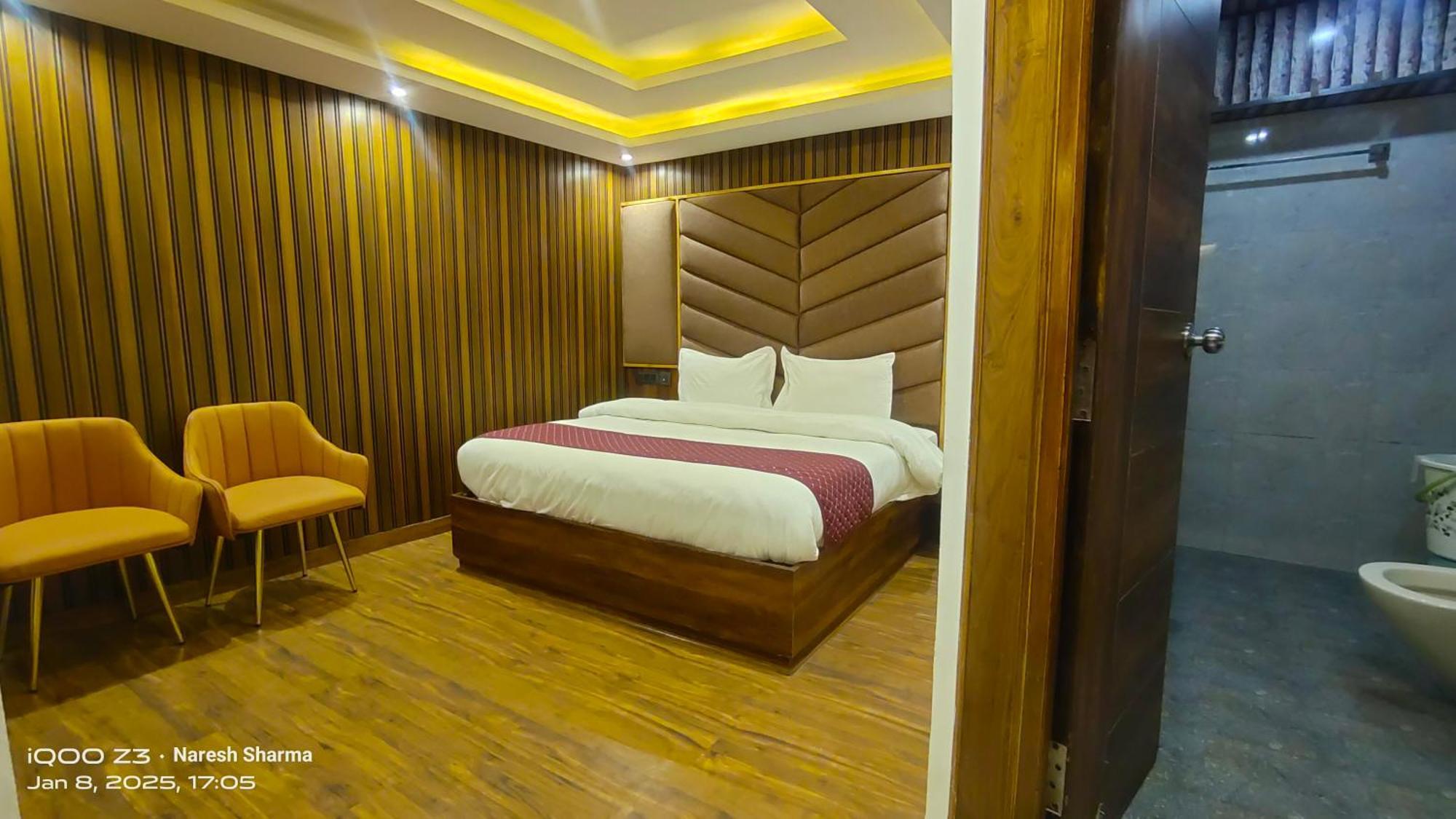 Mountain Zest- Simla Royale Near Mall Road Free Pickup From Railway Station Simla 外观 照片