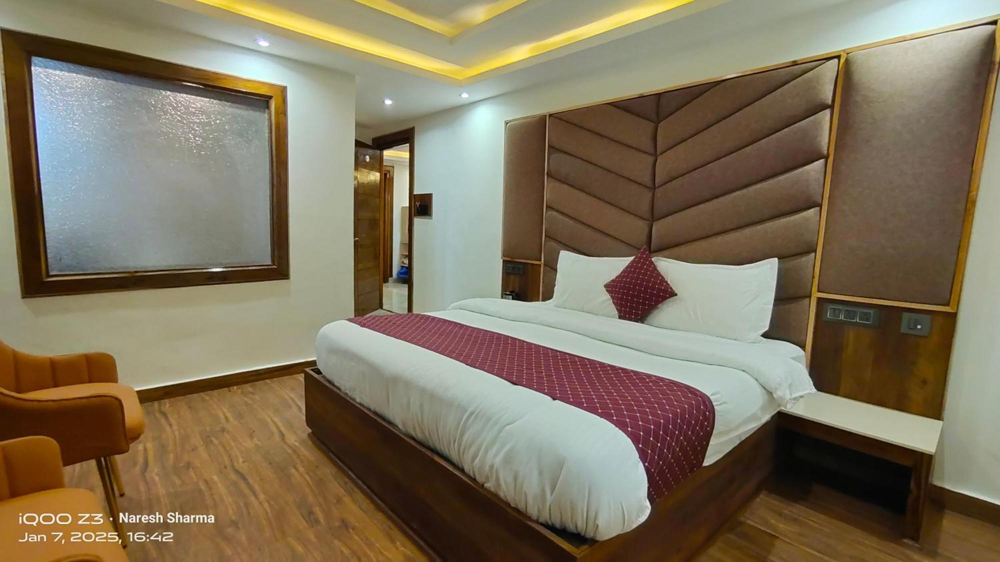 Mountain Zest- Simla Royale Near Mall Road Free Pickup From Railway Station Simla 外观 照片